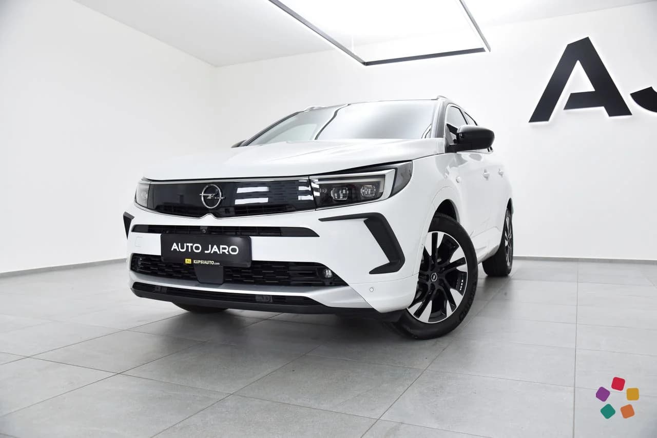 Opel Grandland 1.2 Ultimate A/T – fotografia 1 z 15