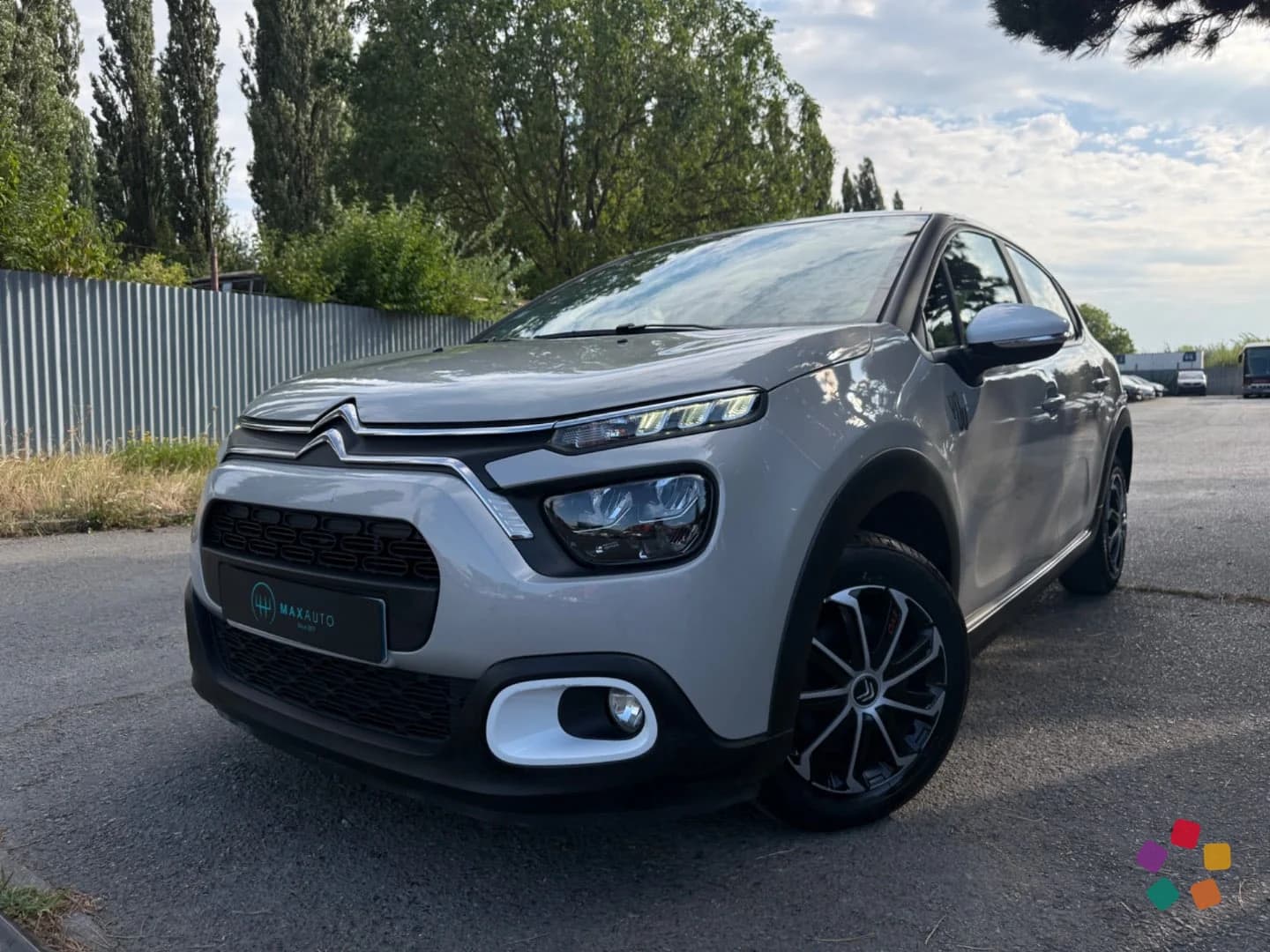 Citroën C3 1.2 PureTech 82 Live – fotografia 1 z 15
