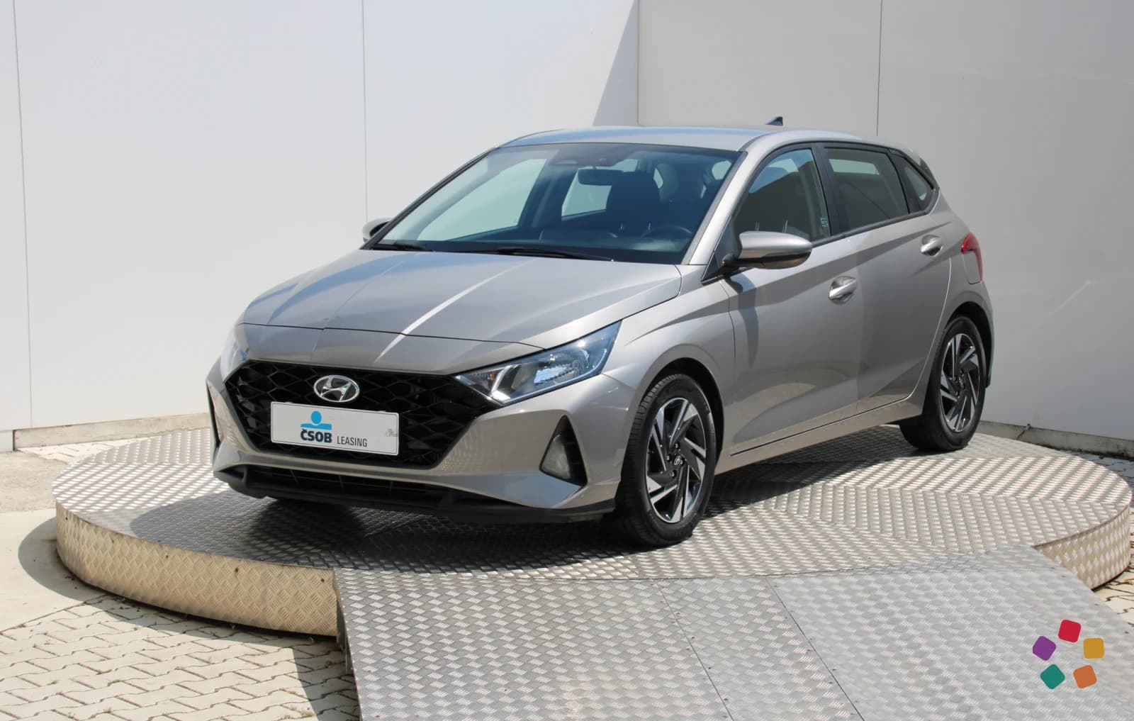 Hyundai i20 1.0 T-GDi Family 74 kW – fotografia 1 z 15