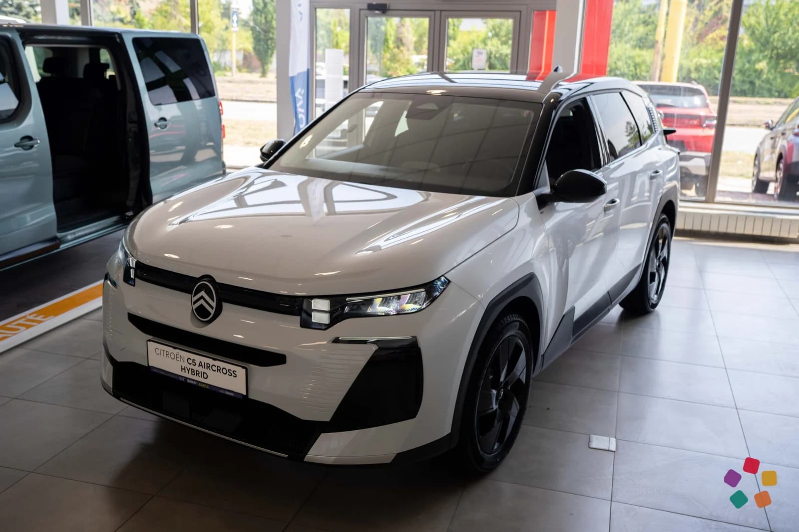 Citroën C5 Aircross Plus Hybrid 145k ë-DCT6 – fotografia 1 z 10
