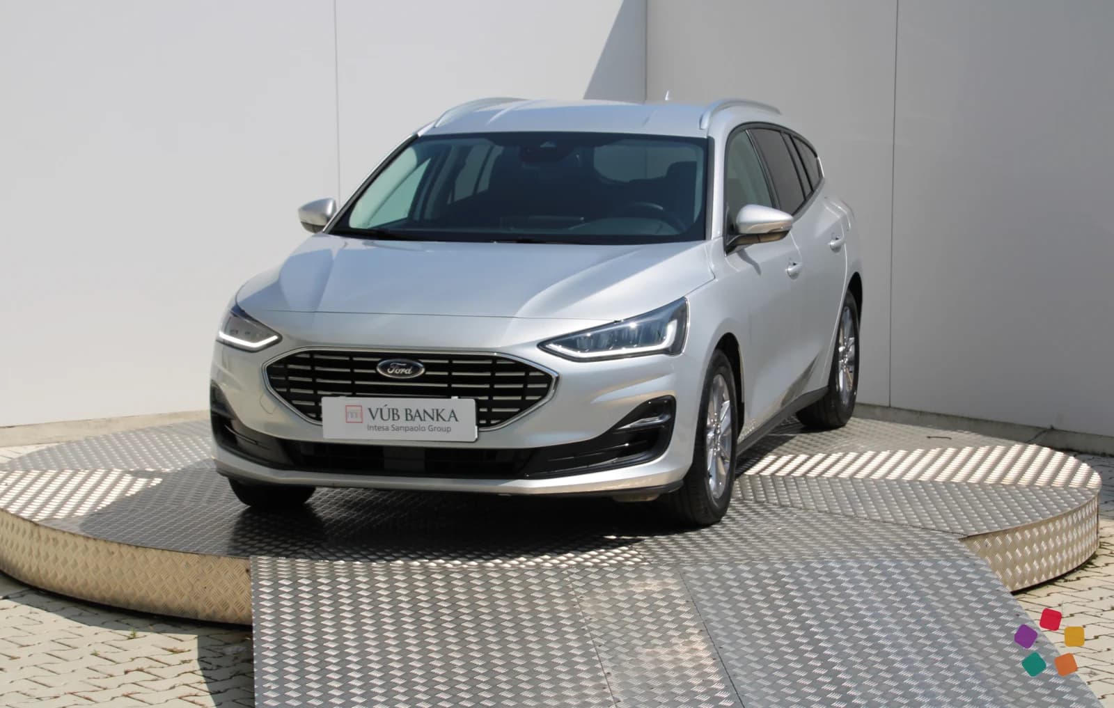 Ford Focus Combi Titanium 1.5 EcoBlue 115k A8 – fotografia 1 z 15