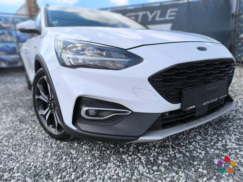 Ford Focus Kombi 2.0 TDCi EcoBlue Active A/T – fotografia 1 z 15