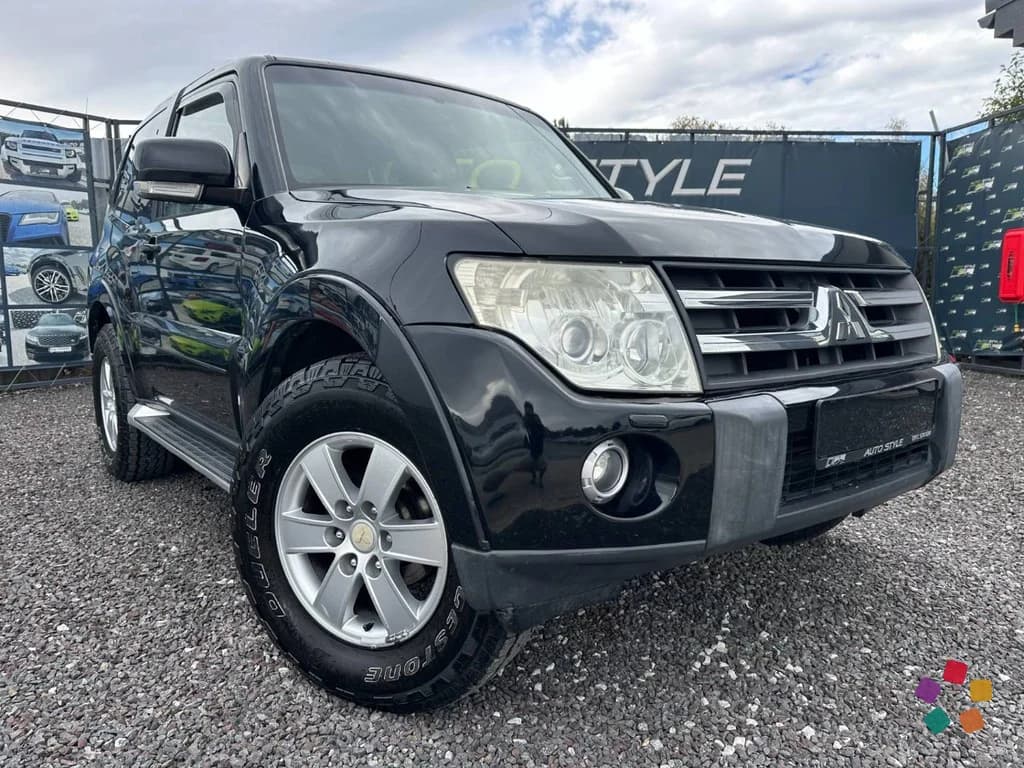Mitsubishi Pajero 3.2 DI-D – fotografia 1 z 15
