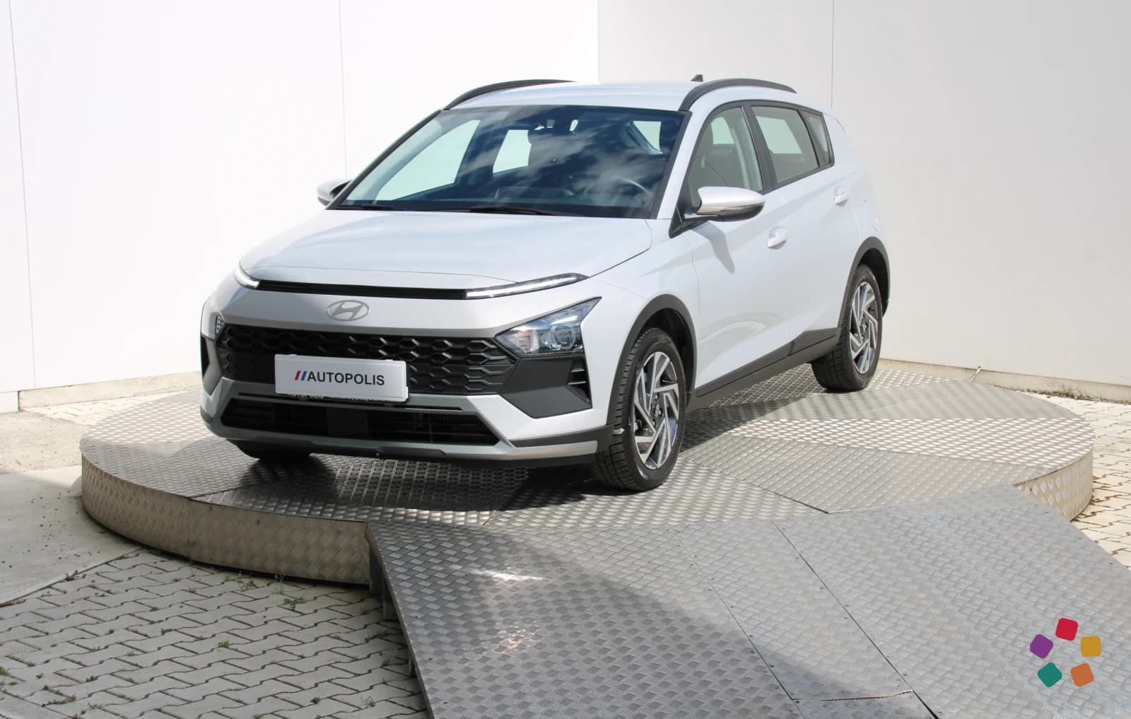 Hyundai Bayon 1.0 T-GDI Comfort 7DCT – fotografia 1 z 15