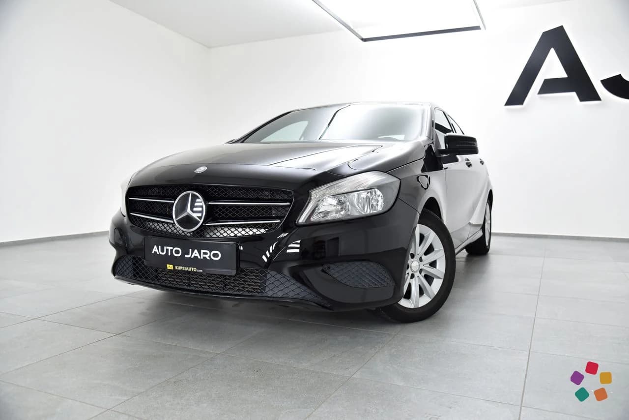 Mercedes-Benz Trieda A 180 BlueEFFICIENCY A/T – fotografia 1 z 15