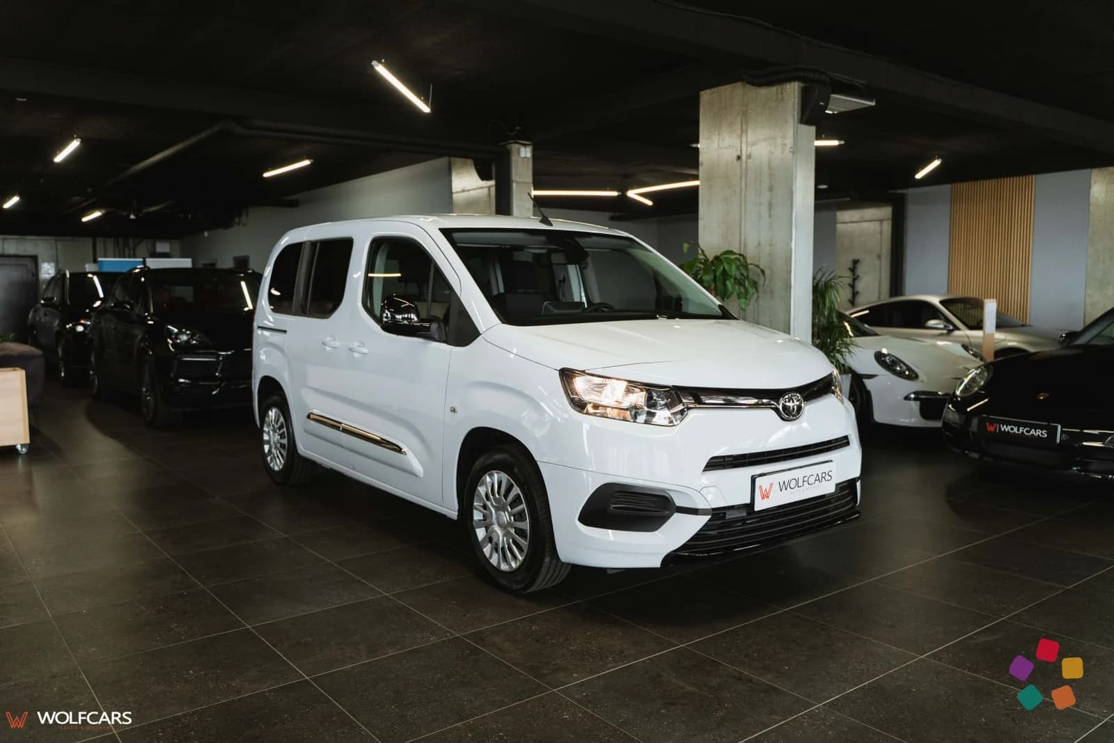 Toyota Proace City Verso Shuttle 1.5D 75kW – fotografia 1 z 15