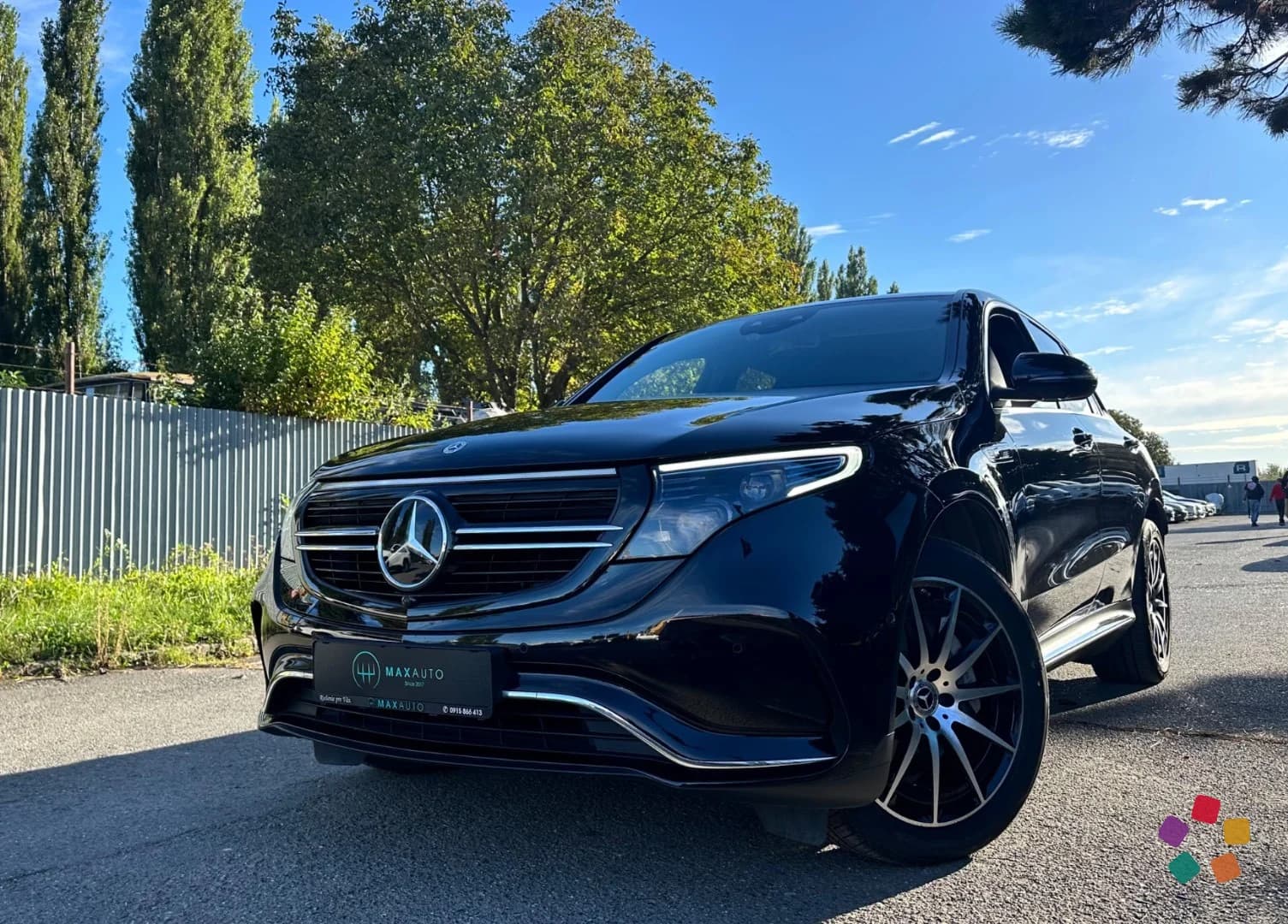 Mercedes-Benz EQC 400 4MATIC AMG Line – zdjęcie 1 z 15