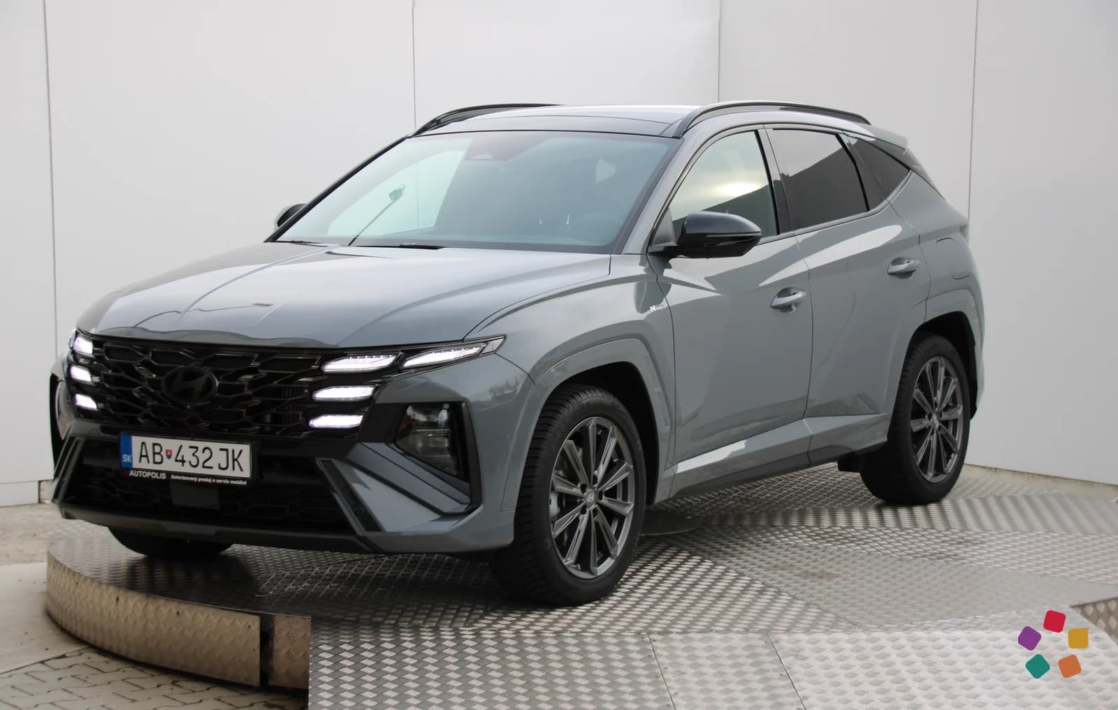 Hyundai Tucson 1.6 T-GDi MHEV 4x4 N Line – fotografia 1 z 15
