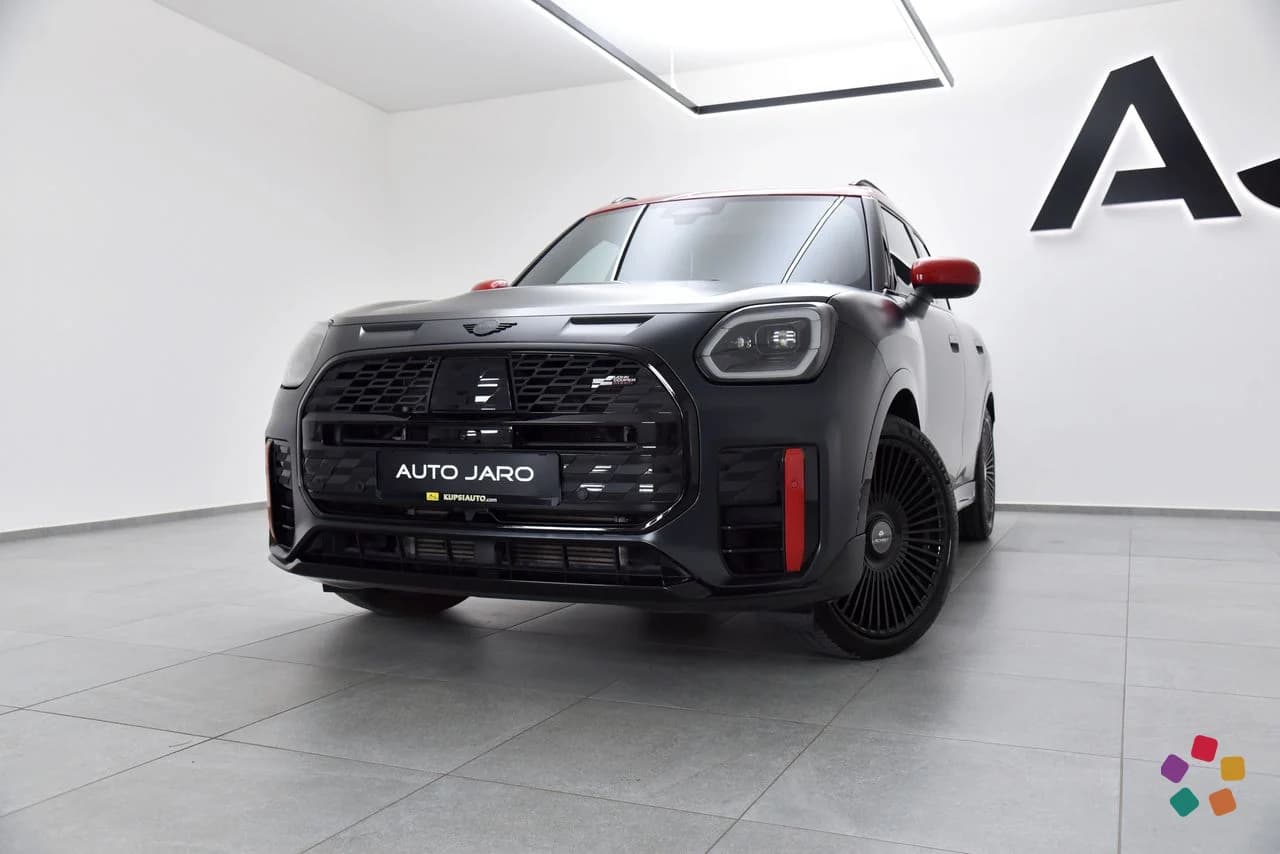 MINI Countryman 2.0 John Cooper Works ALL4 A/T – fotografia 1 z 14