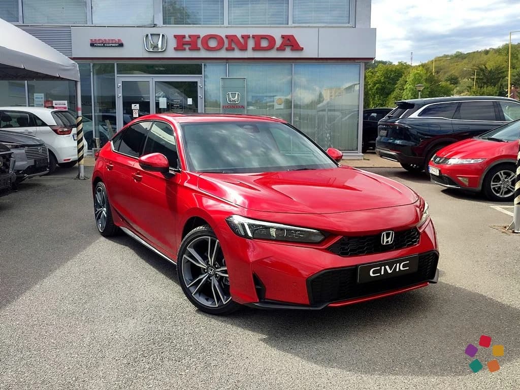 HONDA CIVIC 2.0 e:HEV Advance e-CVT – fotografia 1 z 15