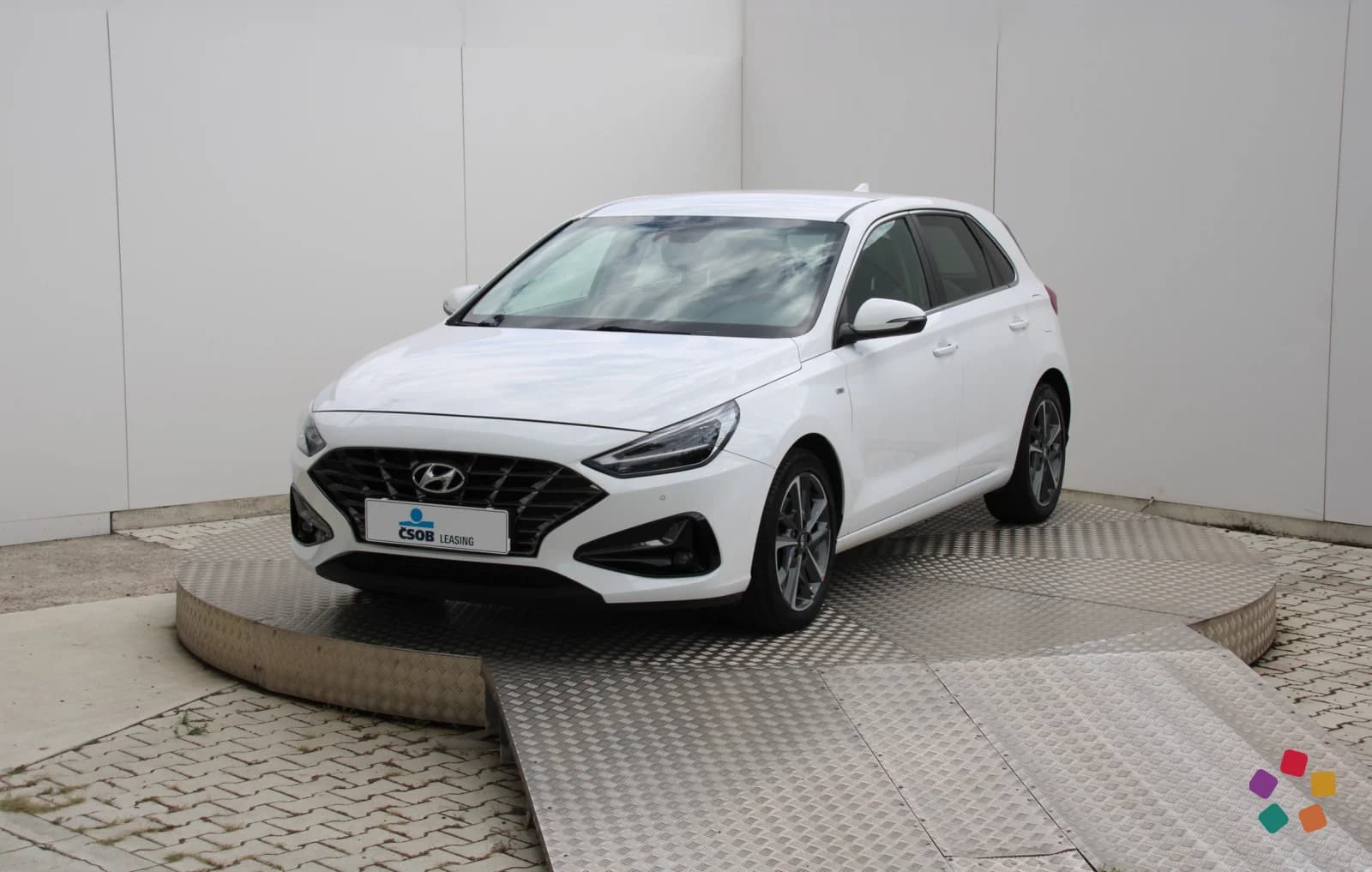 Hyundai i30 1.6 CRDi Style – fotografia 1 z 15