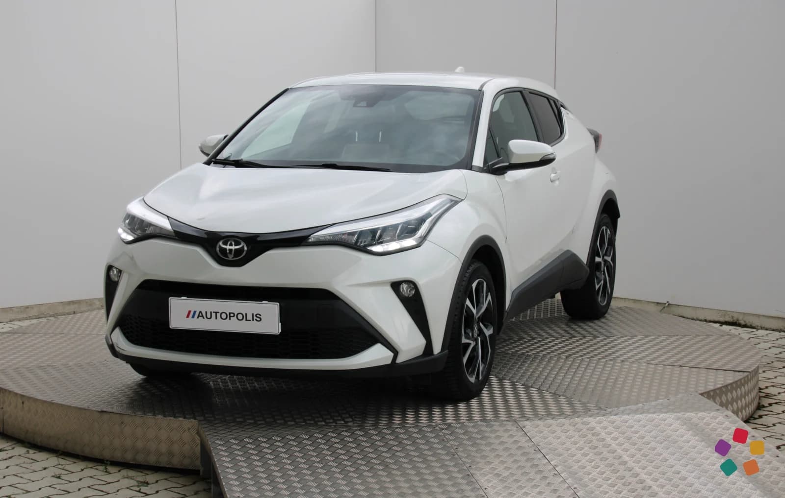 Toyota C-HR Style 1,2 85kW – fotografia 1 z 15