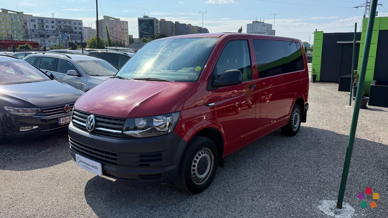 Volkswagen Transporter T5 2.0 TDI 9-miestny – fotografia 1 z 15
