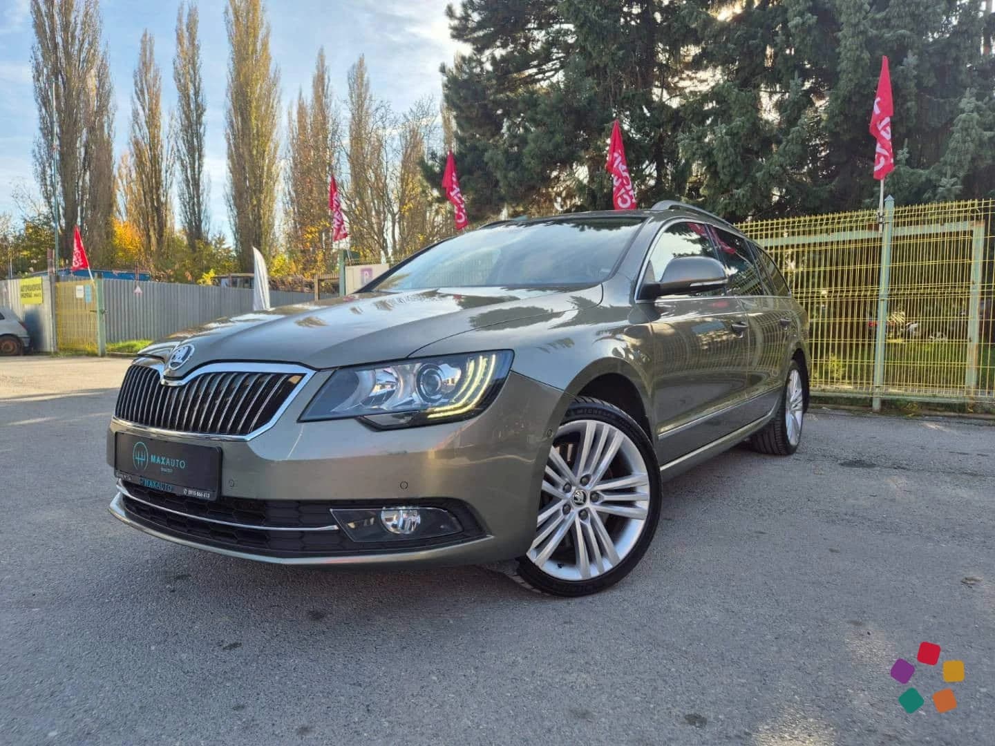 Škoda Superb Combi 3.6 FSI V6 4x4 Business DSG – fotografia 1 z 15