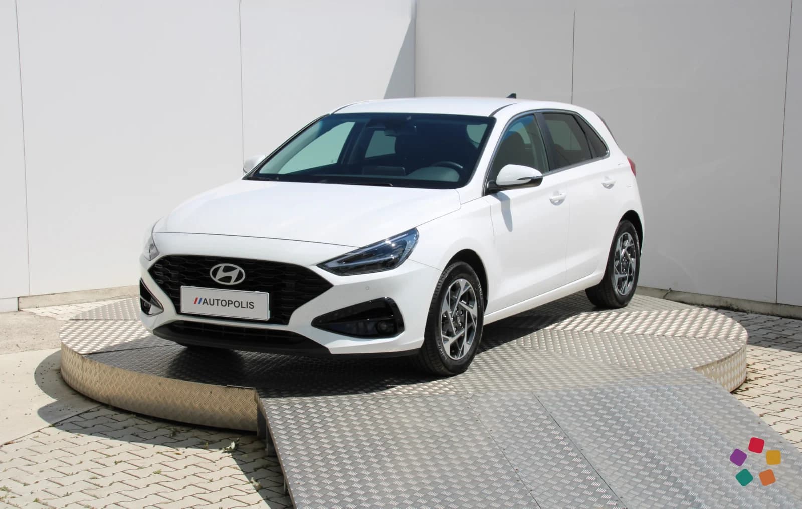Hyundai i30 Family 1,5 DPi – fotografia 1 z 15