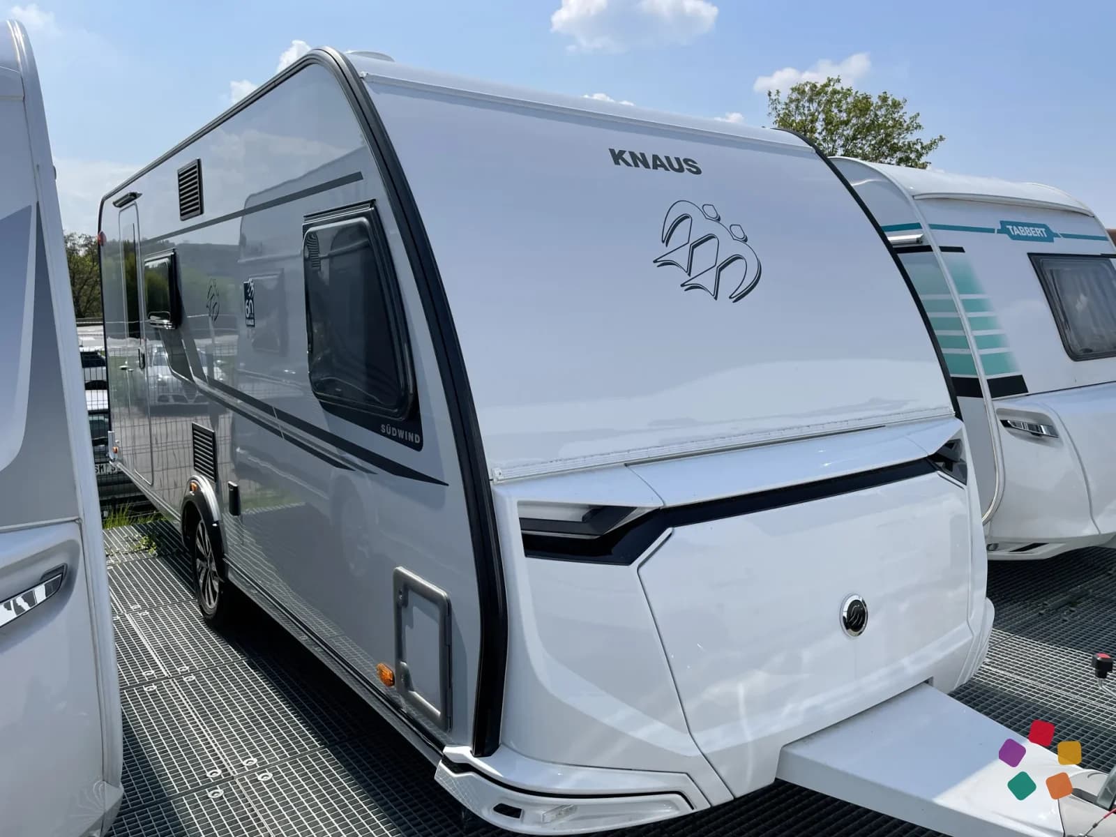Knaus Südwind 540 FDK 60 Years – fotografia 1 z 15