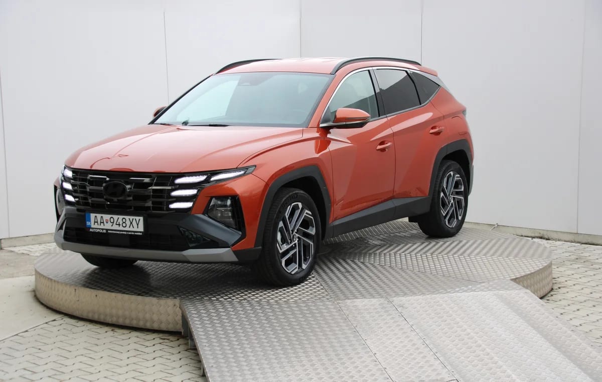 Hyundai Tucson Hybrid 1.6 T-GDi HEV 4WD