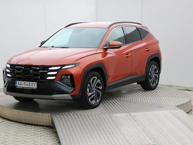 Hyundai Tucson Hybrid 1.6 T-GDi HEV 4WD