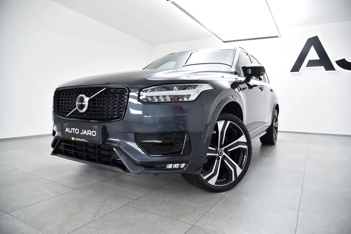 Volvo XC90 2.0 B5 Drive-E AWD R-Design A/T, 7miestne
