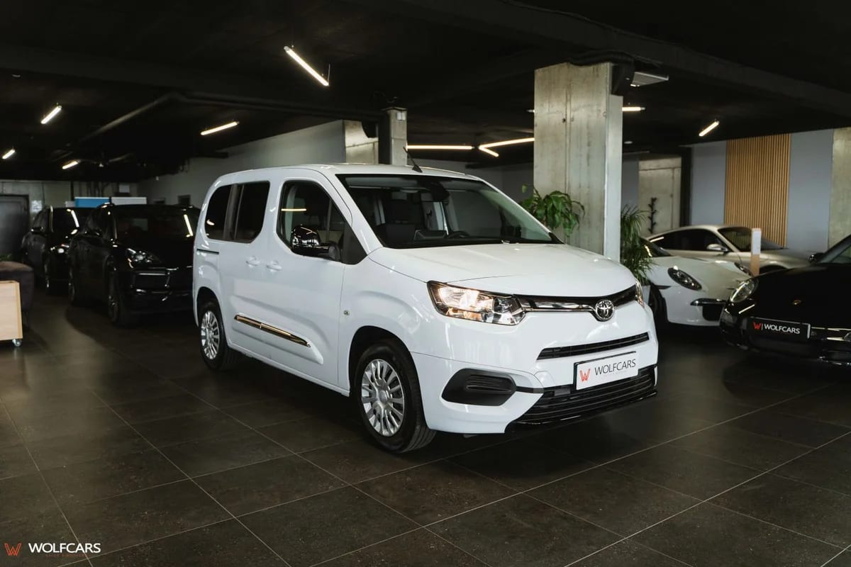 Toyota Proace City Verso Shuttle 1.5D 75kW