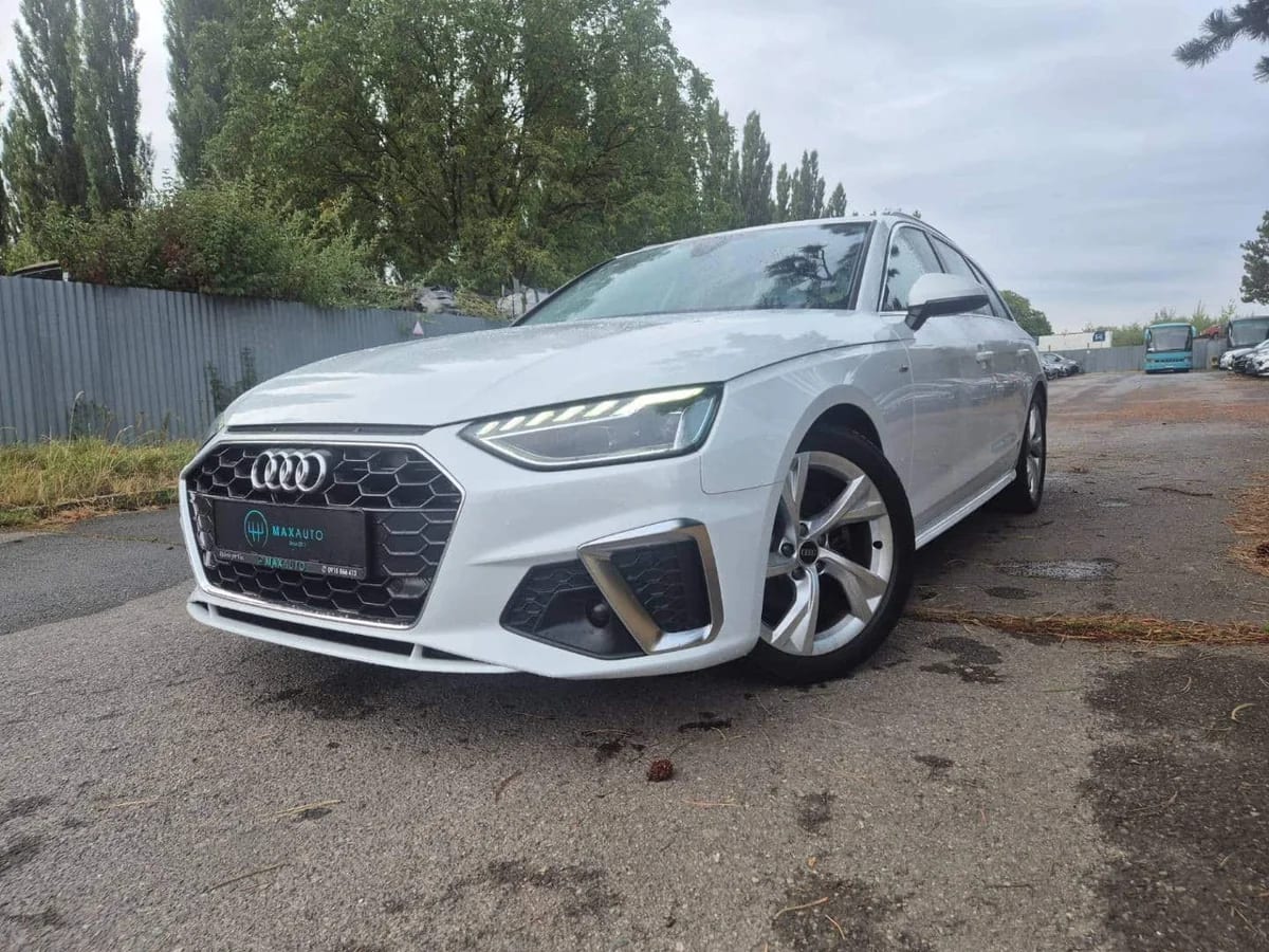 Audi A4 Avant 2.0 TDI S line