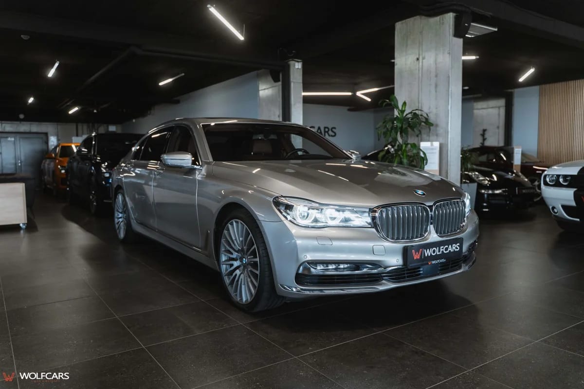 BMW 750Li xDrive Individual