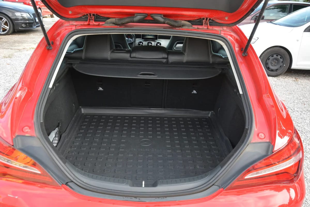 Mercedes-Benz CLA Shooting Brake 200 CDI Automat