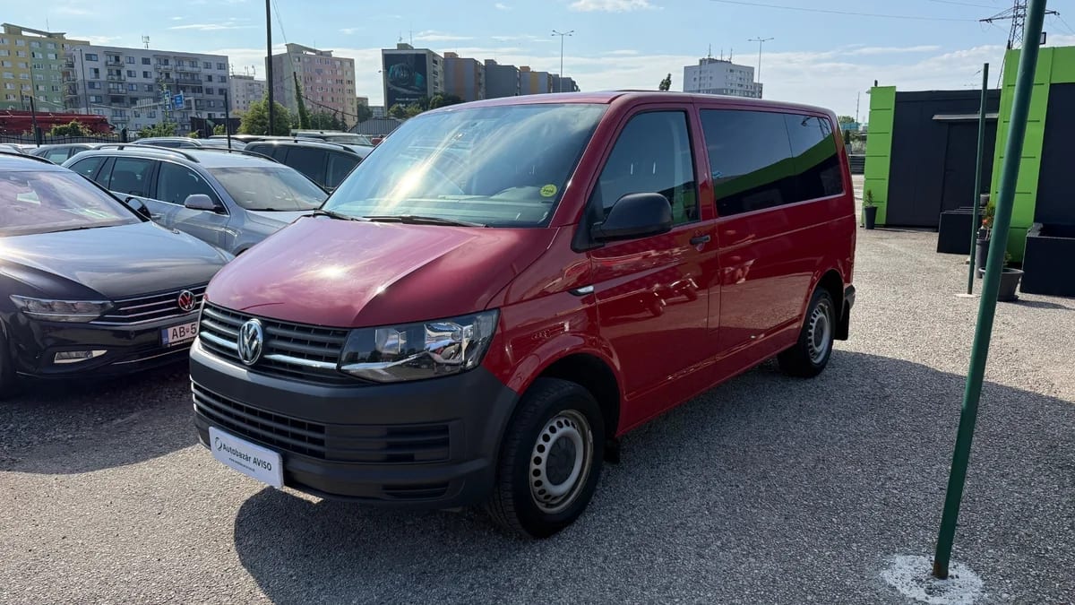 Volkswagen Transporter T5 2.0 TDI 9-miestny