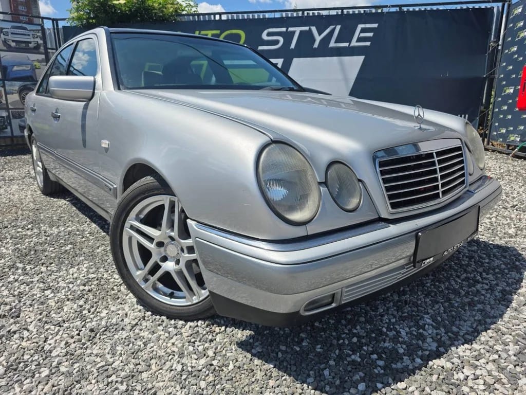 Mercedes-Benz E trieda Sedan 2.9 D
