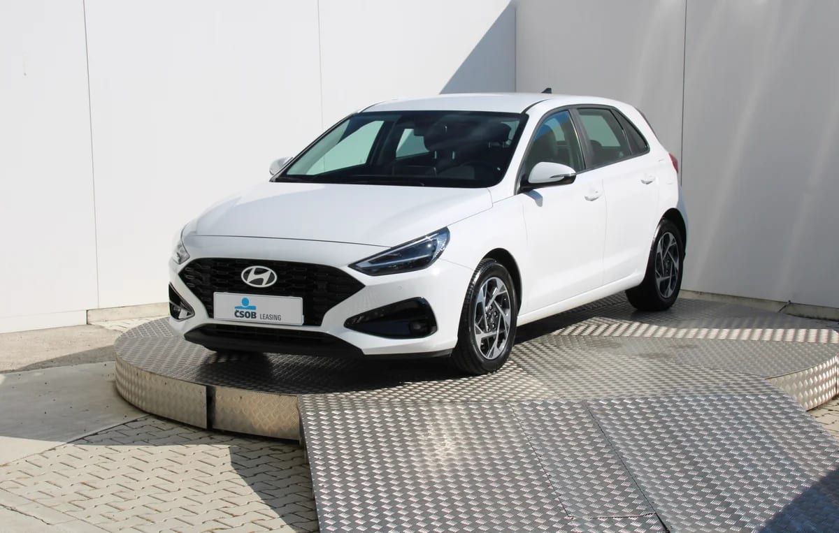 Hyundai i30 1.5 DPi 71 kW