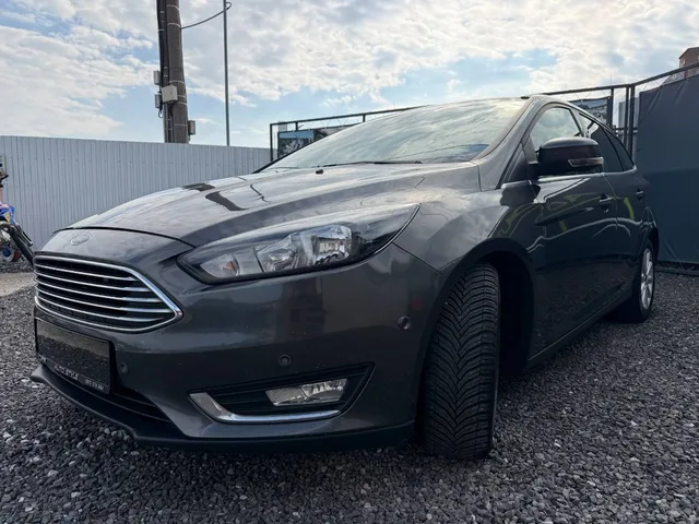 Ford Focus Kombi 1.5 TDCi ST Line – fotografia 5 z 15