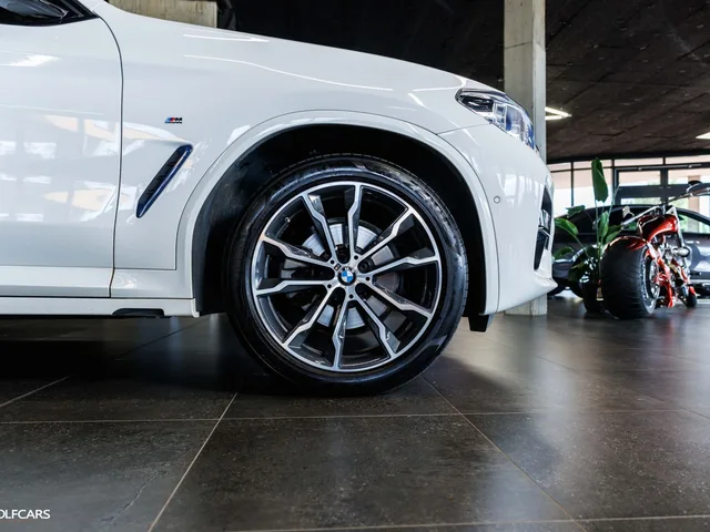 BMW X3 20i xDrive M-Sport – fotografia 4 z 15