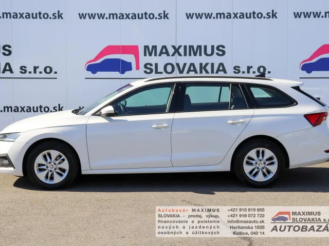 Škoda Octavia Combi 2.0 TDI Ambition DSG – fotografia 4 z 15