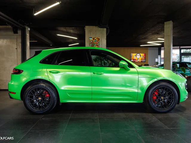 Porsche Macan Turbo Performance 1/75 – fotografia 6 z 15