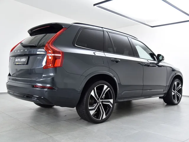 Volvo XC90 2.0 B5 Drive-E AWD R-Design A/T, 7miestne – fotografia 6 z 15