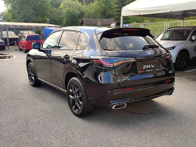 HONDA ZR-V 2.0 e:HEV Sport e-CVT MR2027 – fotografia 5 z 15