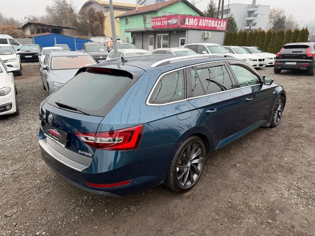Škoda Superb Combi 2.0 TDI L&K DSG – fotografia 6 z 13
