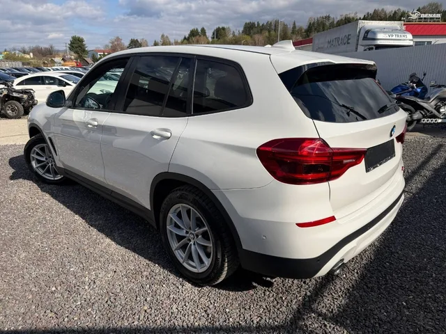 BMW X3 xDrive20d A/T – fotografia 6 z 15