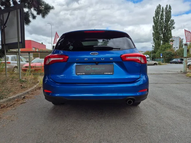 Ford Focus Kombi 1.5 TDCi EcoBlue Adventure – fotografia 6 z 15