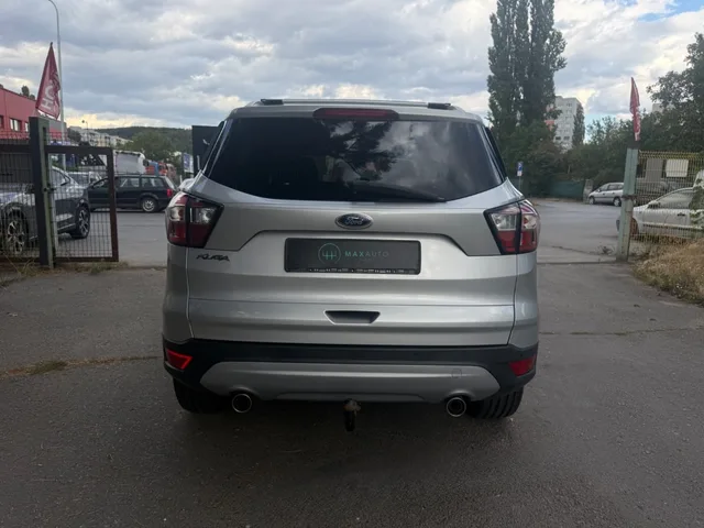 Ford Kuga 2.0 TDCi 88 kW – fotografia 6 z 15