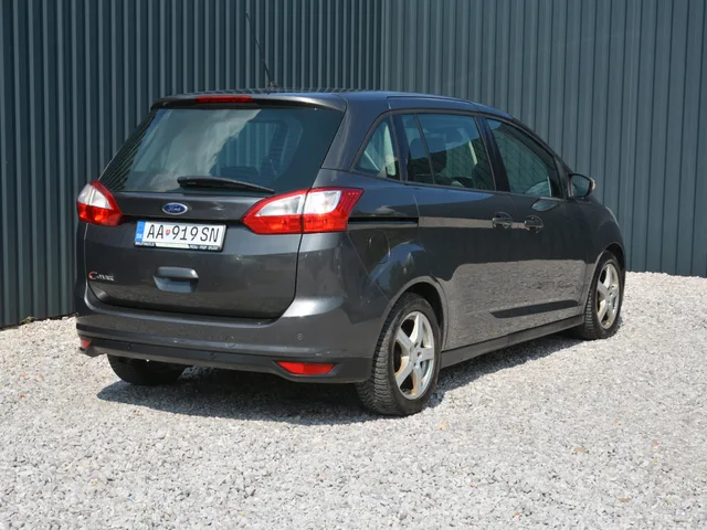 Ford Grand C-Max 1.5 TDCi – fotografia 4 z 12