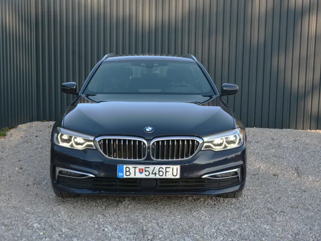 BMW 5 Series Touring 540d xDrive – fotografia 5 z 15