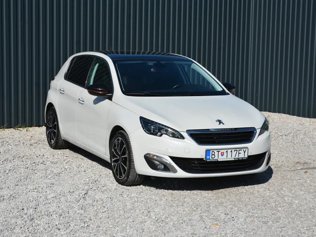 Peugeot 308 1.6 HDI Allure – fotografia 5 z 15
