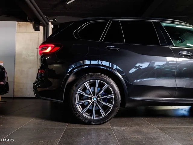BMW X5 30d xDrive M-Sport – fotografia 5 z 15