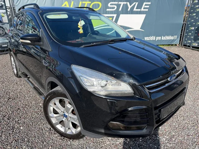 Ford Kuga 2.0 TDCi Titanium AWD – fotografia 2 z 15
