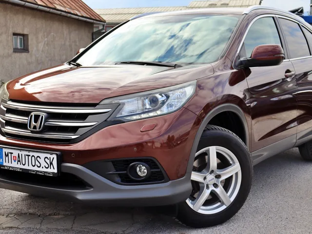 Honda CR-V 2.2 i-DTEC Lifestyle 4x4 – fotografia 3 z 15