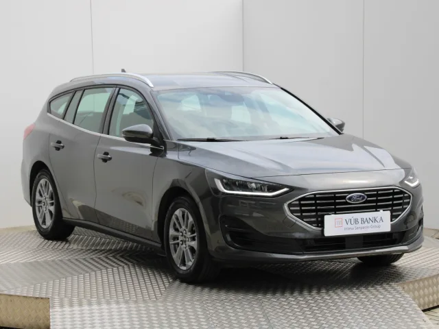 Ford Focus Combi 1.0 EcoBoost mHEV Titanium – fotografia 2 z 15