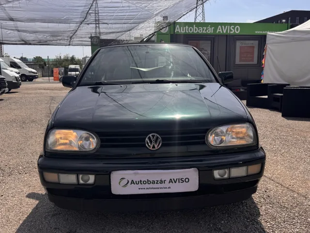 Volkswagen Golf Cabrio 1.8 Karmann – fotografia 2 z 15