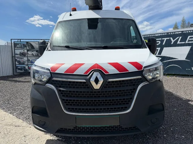 Renault Master 9S L2H2 3,5t dCi 125 FAP – fotografia 3 z 15