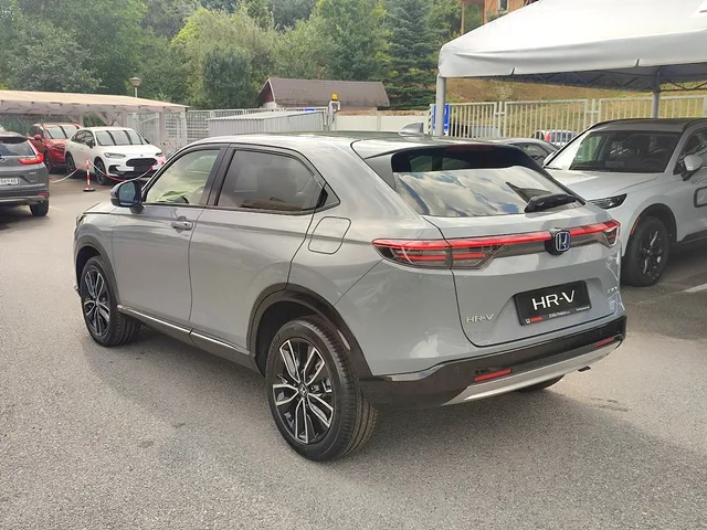 HONDA HR-V 1.5 e:HEV Advance e-CVT MR2025 – fotografia 5 z 15